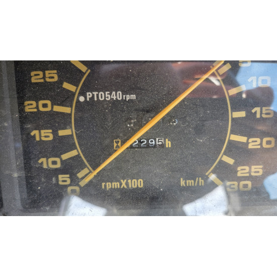Iseki GEAS 37S с фреза и челен товарач