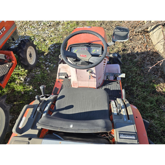 Kubota Aste A-15 с фреза