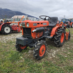 Kubota B5001 с фреза