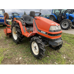 Kubota B52 с фреза