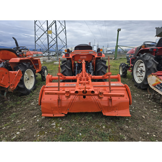 Kubota Bulltra B1-15 с фреза