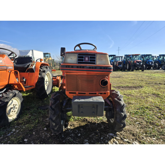 Kubota Bulltra B1-15 с фреза