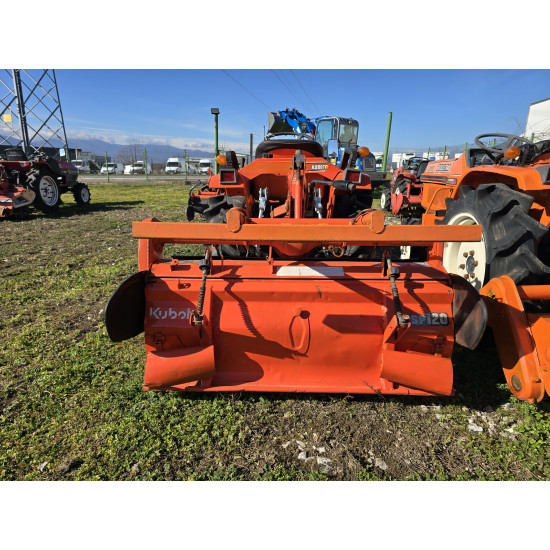 Kubota Bulltra B1-15 с фреза