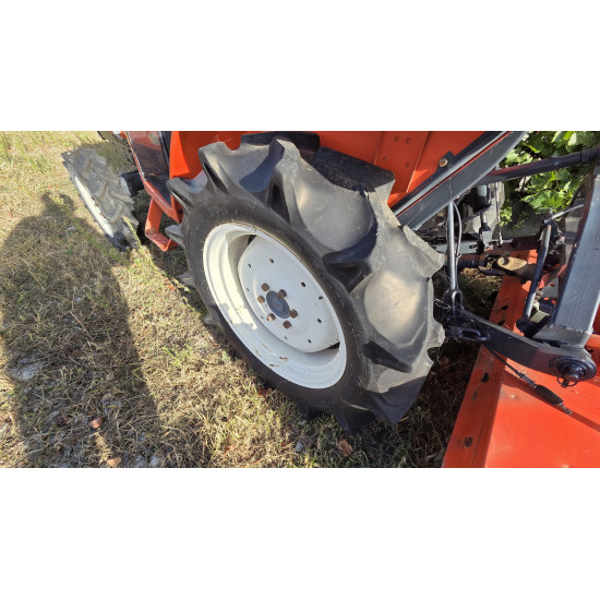 Kubota GL220 с фреза