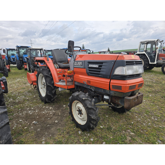 Kubota GL221 с фреза