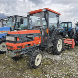 Kubota GL221 с кабина и фреза