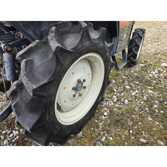 Kubota GL221 с кабина и фреза