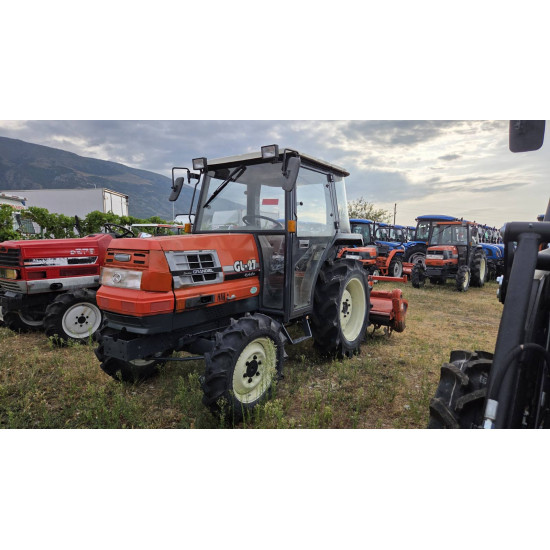 Kubota GL27D с кабина и с фреза