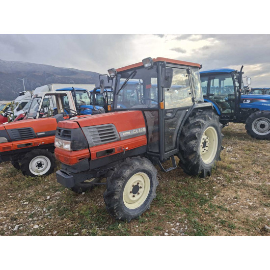 Трактор с кабина без фреза Kubota GL320 