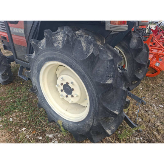 Трактор с кабина без фреза Kubota GL320 