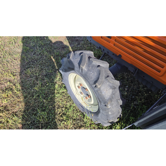 Kubota Sunshine L1-275 с фреза