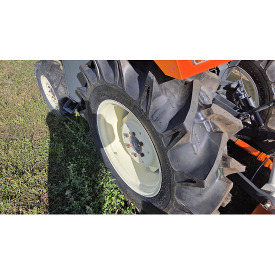 Kubota Sunshine L1-275 с фреза