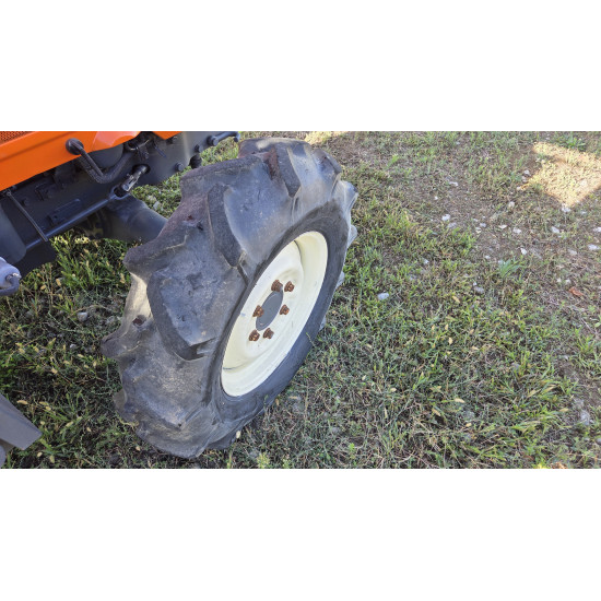 Kubota Sunshine L1-275 с фреза