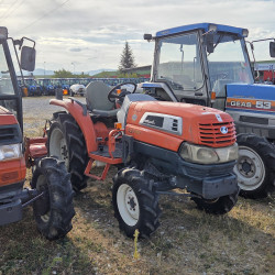 Kubota L270D с кабина и с фреза