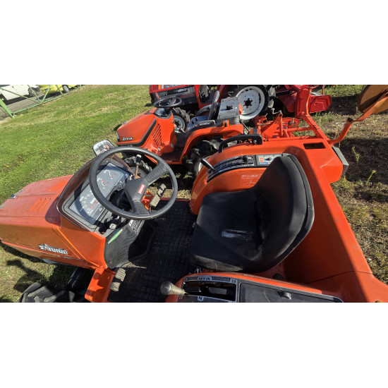 Kubota Saturn X-20 с фреза