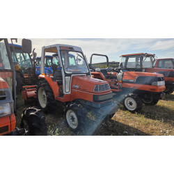 Kubota Saturn X-20 с фреза