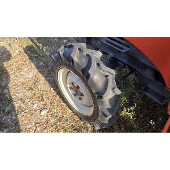 Kubota Saturn X-20 с фреза