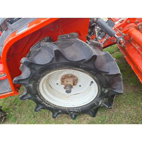 Kubota Aste A-14 с фреза