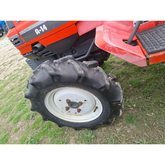 Kubota Aste A-14 с фреза