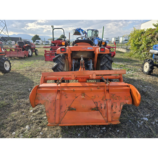 Kubota Bulltra B1-17 с фреза