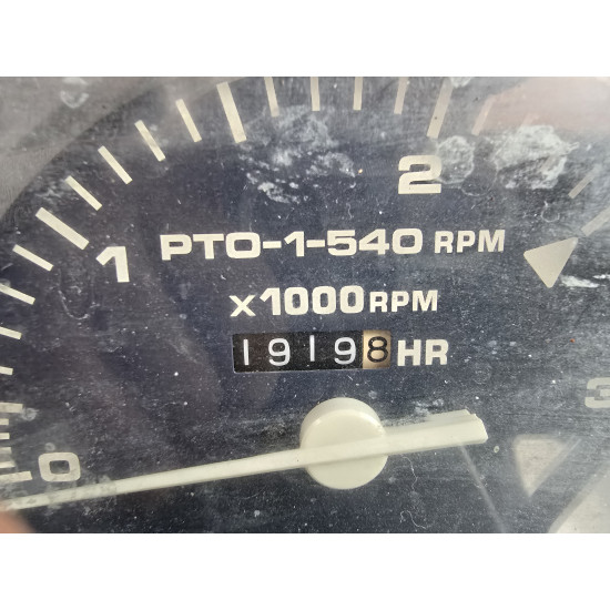 Трактор с кабина и челен товарач Kubota GL260 