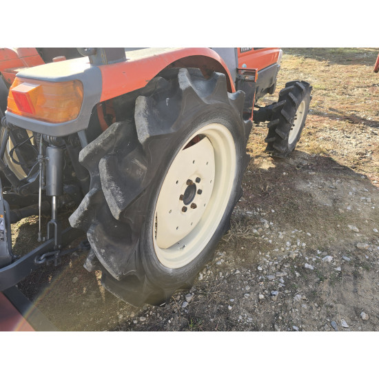 Kubota KL25 с фреза