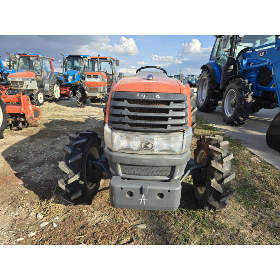 Kubota KL25 с фреза