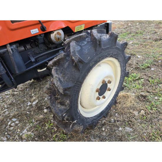 Kubota Sunshine L1-255 с фреза
