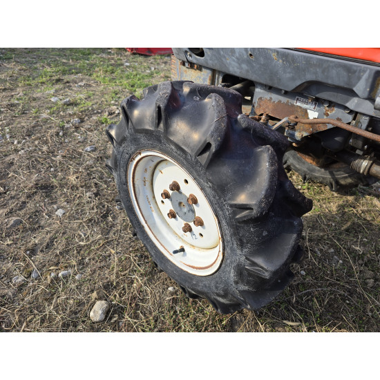 Kubota Aste A-195 с фреза